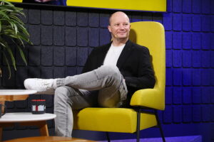 „Dzień dobry, to Ja! Rozmowy inne niż wszystkie w Radiu Kielce”. Mateusz Kalisz / Fot. Wiktor Taszłow - Radio Kielce