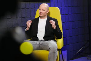 „Dzień dobry, to Ja! Rozmowy inne niż wszystkie w Radiu Kielce”. Mateusz Kalisz / Fot. Wiktor Taszłow - Radio Kielce