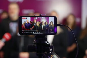 15.01.2026. Kielce. Otwarcie biura partii Razem / Fot. Wiktor Taszłow - Radio Kielce