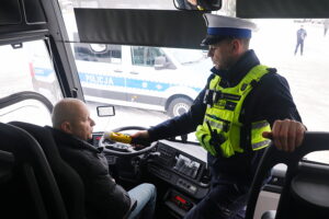 16.01.2026. Kielce. Punkt sprawdzania autokarów / Fot. Wiktor Taszłow - Radio Kielce