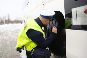 16.01.2026. Kielce. Punkt sprawdzania autokarów / Fot. Wiktor Taszłow - Radio Kielce