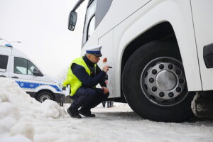 16.01.2026. Kielce. Punkt sprawdzania autokarów / Fot. Wiktor Taszłow - Radio Kielce