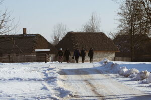 20.01.2026. Tokarnia. Muzeum Wsi Kieleckiej zimą / Fot. Wiktor Taszłow - Radio Kielce