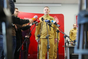 21.01.2026. Kielce. Przekazanie dronów dla jednostek ratowniczo-gaśniczych Państwowej Straży Pożarnej z terenu województwa świętokrzyskiego / Fot. Wiktor Taszłow - Radio Kielce