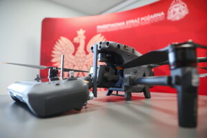 21.01.2026. Kielce. Przekazanie dronów dla jednostek ratowniczo-gaśniczych Państwowej Straży Pożarnej z terenu województwa świętokrzyskiego / Fot. Wiktor Taszłow - Radio Kielce
