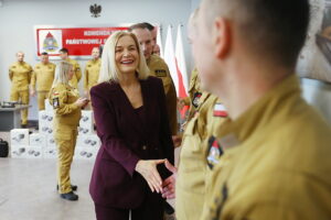 21.01.2026. Kielce. Przekazanie dronów dla jednostek ratowniczo-gaśniczych Państwowej Straży Pożarnej z terenu województwa świętokrzyskiego / Fot. Wiktor Taszłow - Radio Kielce