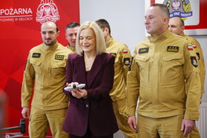 21.01.2026. Kielce. Przekazanie dronów dla jednostek ratowniczo-gaśniczych Państwowej Straży Pożarnej z terenu województwa świętokrzyskiego / Fot. Wiktor Taszłow - Radio Kielce
