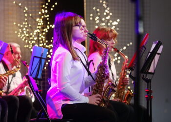 Muzyczna magia świąt popłynęła ze sceny