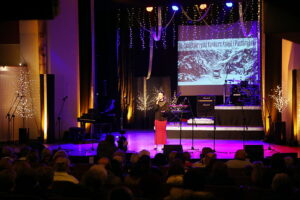 Muzyczna magia świąt popłynęła ze sceny - Radio Kielce