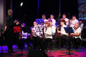 Muzyczna magia świąt popłynęła ze sceny - Radio Kielce