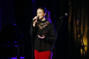 Muzyczna magia świąt popłynęła ze sceny - Radio Kielce