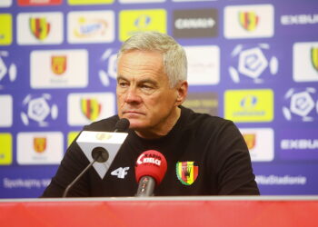 30.01.2026. Kielce. Konferencja prasowa przed meczem Korony Kielce z Legią Warszawa. Na zdjęciu: Jacek Zieliński, trener Korony Kielce/ Fot. Wiktor Taszłow - Radio Kielce