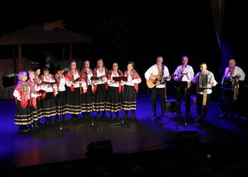 31.01.2026. Kielce. Wojewódzki Dom Kultury w Kielcach. Koncert „Kolędowanie z Biskupem - Razem za Gwiazdą” / Fot. Wiktor Taszłow - Radio Kielce