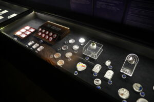 Cenne monety na muzealnej wystawie - Radio Kielce