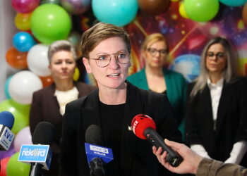 04.02.2026. Kielce. Żłobek Samorządowy nr 15 w Kielcach. Konferencja prasowa dot. żłobków samorządowych. Na zdjęciu: Agata Wojda, prezydent Kielc / Wiktor Taszłow - Radio Kielce