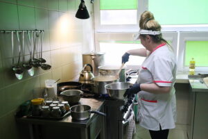 04.02.2026. Kielce. Żłobek Samorządowy nr 15 w Kielcach. Konferencja prasowa dot. żłobków samorządowych / Wiktor Taszłow - Radio Kielce