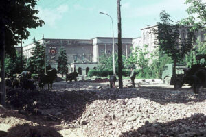 Kielce. Ulica Piotra Ściegiennego. Lata 1969-1971 / źródło: facebook.com/kieleckieinwestycje