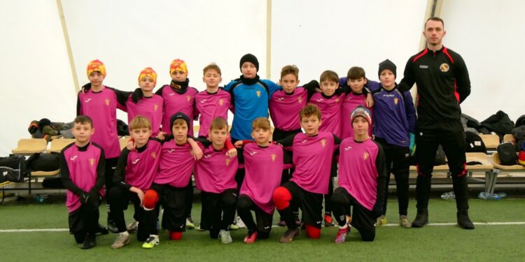 Dwunastolatkowie rywalizowali w Bilczy. Było dużo emocji - Radio Kielce Dwunastolatkowie rywalizowali w Bilczy. Było dużo emocji