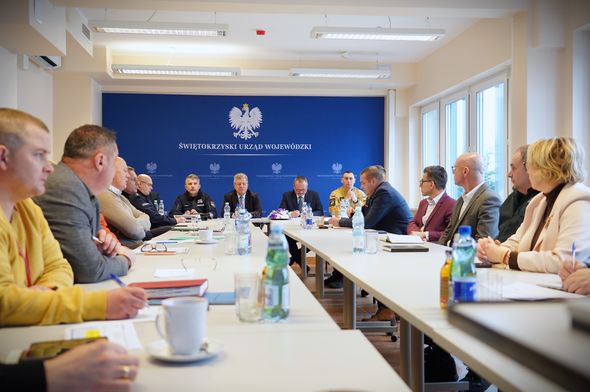 Zamknięte szkoły i pożary. Świętokrzyskie walczy z mrozem