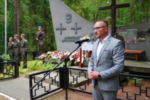 Bór Kunowski. Pomnik poświęcony ofiarom pacyfikacji z 1943 roku Fot. UG Brody