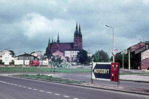 Kielce. Rondo Gustawa Herlinga-Grudzińskiego. Lata 1969-1971 / źródło: facebook.com/kieleckieinwestycje