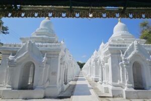 Muzyczne podróże przez świat. Birma / Fot. Majka Szura