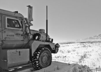 Wojska duńskie i państw NATO zwiększają obecność na Grenlandii - Radio Kielce Wojska duńskie i państw NATO zwiększają obecność na Grenlandii