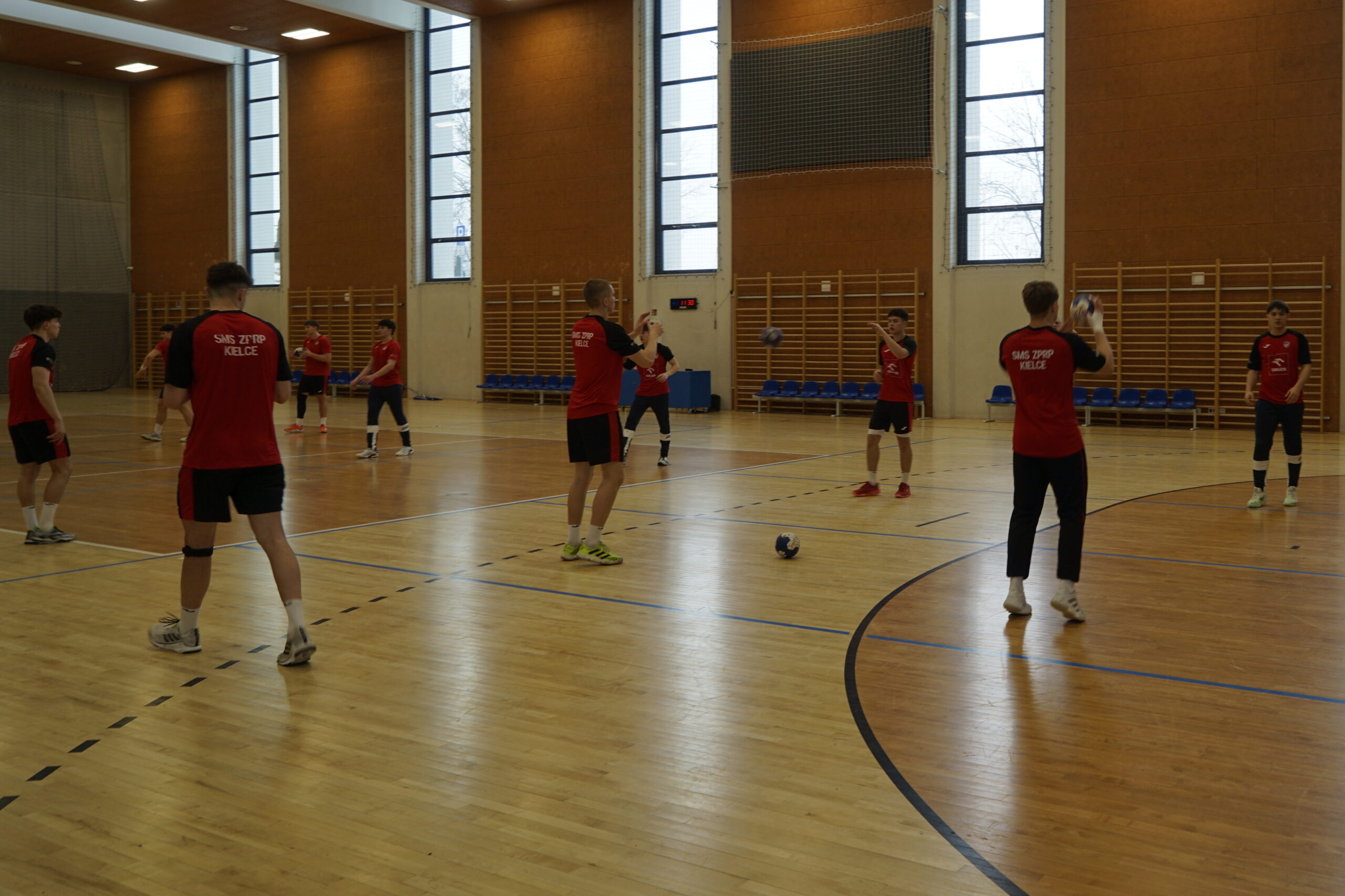 SMS II trenuje przed ligą