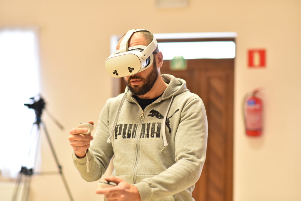 Możesz samodzielnie obrabiać żelazo dzięki wirtualnej rzeczywistości - Radio Kielce