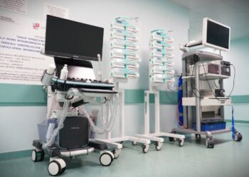 08.01.2026. Skarżysko-Kamienna. Zespół Opieki Zdrowotnej w Skarżysku-Kamiennej. Nowa mobilna aparatura medyczna / Fot. Izabela Mortas-Rubak - Radio Kielce