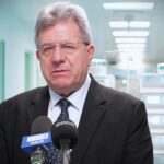 08.01.2026. Skarżysko-Kamienna. Zespół Opieki Zdrowotnej w Skarżysku-Kamiennej. Na zdjęciu: Józef Bryk - wojewoda świętokrzyski / Fot. Izabela Mortas-Rubak - Radio Kielce