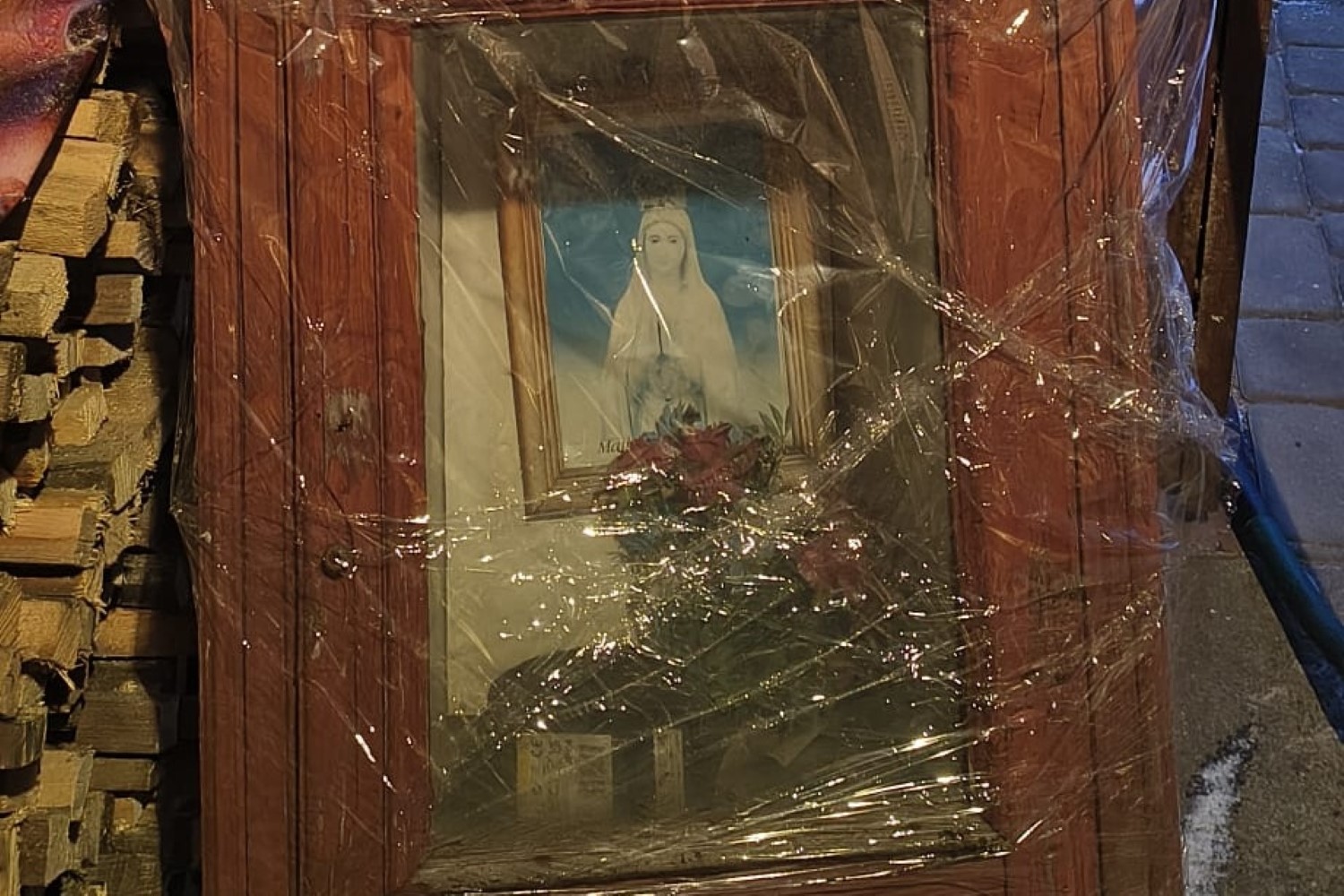 Kapliczka nie została skradziona, a zabrana do odnowienia