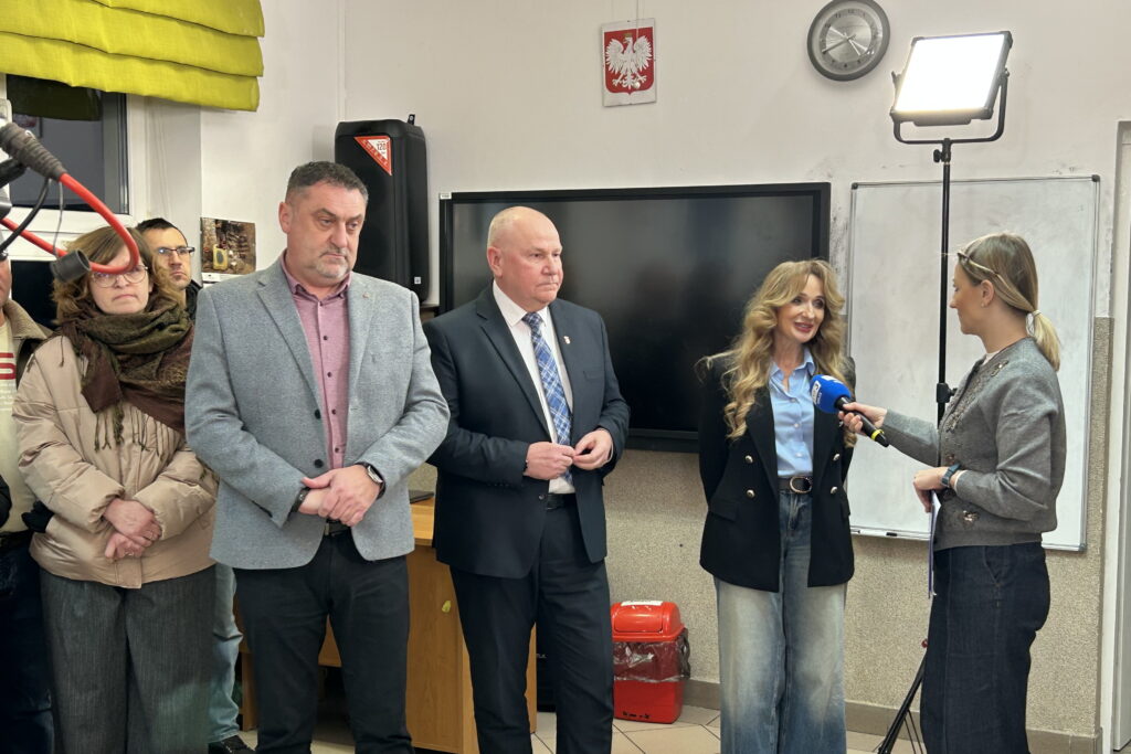 INTERWENCJA. Wysokie koszty utrzymania kontra dobro uczniów - Radio Kielce