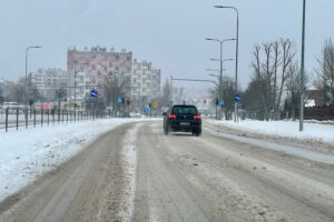 Raport z zaśnieżonych dróg - Radio Kielce Raport z zaśnieżonych dróg - Radio Kielce
