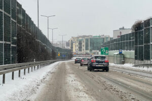 Raport z zaśnieżonych dróg - Radio Kielce Raport z zaśnieżonych dróg - Radio Kielce
