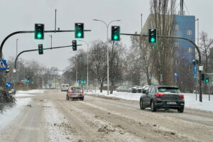 Raport z zaśnieżonych dróg - Radio Kielce Raport z zaśnieżonych dróg - Radio Kielce