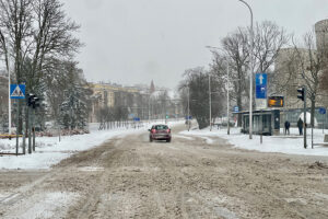 Raport z zaśnieżonych dróg - Radio Kielce Raport z zaśnieżonych dróg