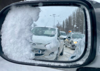 Fatalne warunki na drogach - Radio Kielce 12.01.2025. Kielce. Zima / Fot. Wiktor Taszłow - Radio Kielce