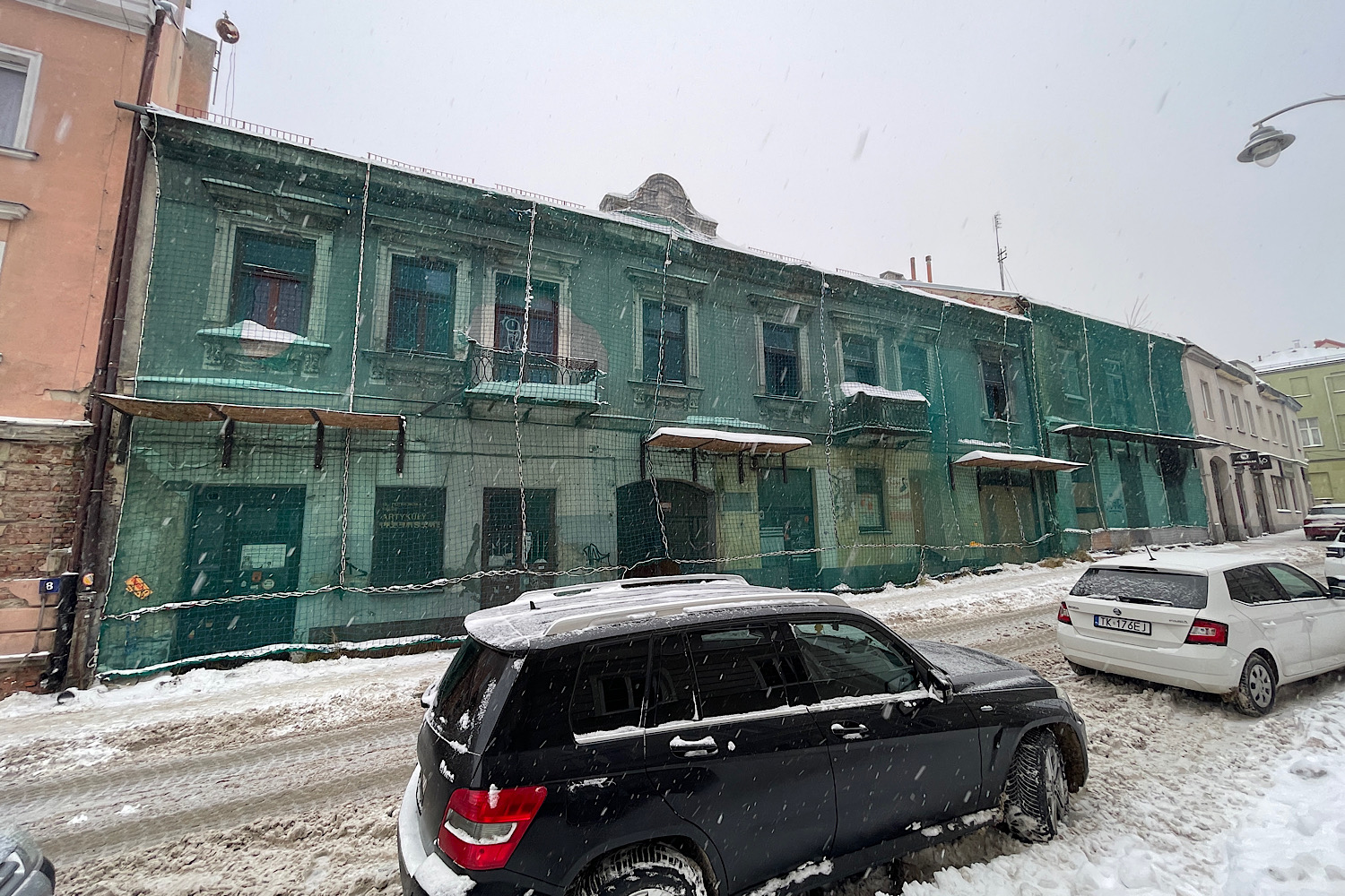 INTERWENCJA. Co z opuszczoną kamienicą w centrum Kielc?