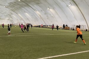 Dwunastolatkowie rywalizowali w Bilczy. Było dużo emocji - Radio Kielce 10.01.2025. Bilcza. Finał Turnieju Kadr Powiatowych chłopców rocznika 2014 / źródło: Świętokrzyski Związek Piłki Nożnej w Kielcach - Facebook