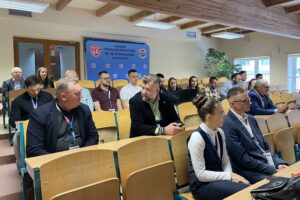 Geodeci debatują o swojej przyszłości - Radio Kielce