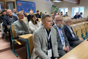 Geodeci debatują o swojej przyszłości - Radio Kielce