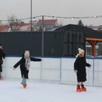 24.01.2026. Pińczów. Lodowisko / Fot. Marta Gajda-Kruk - Radio Kielce