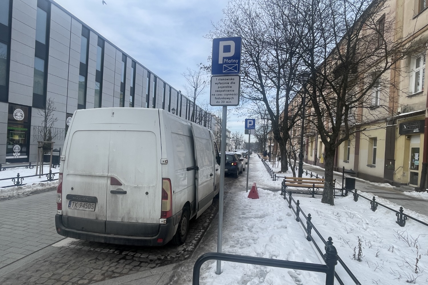 Nawet 500 złotych kary dla blokujących miejsca dla zaopatrzenia