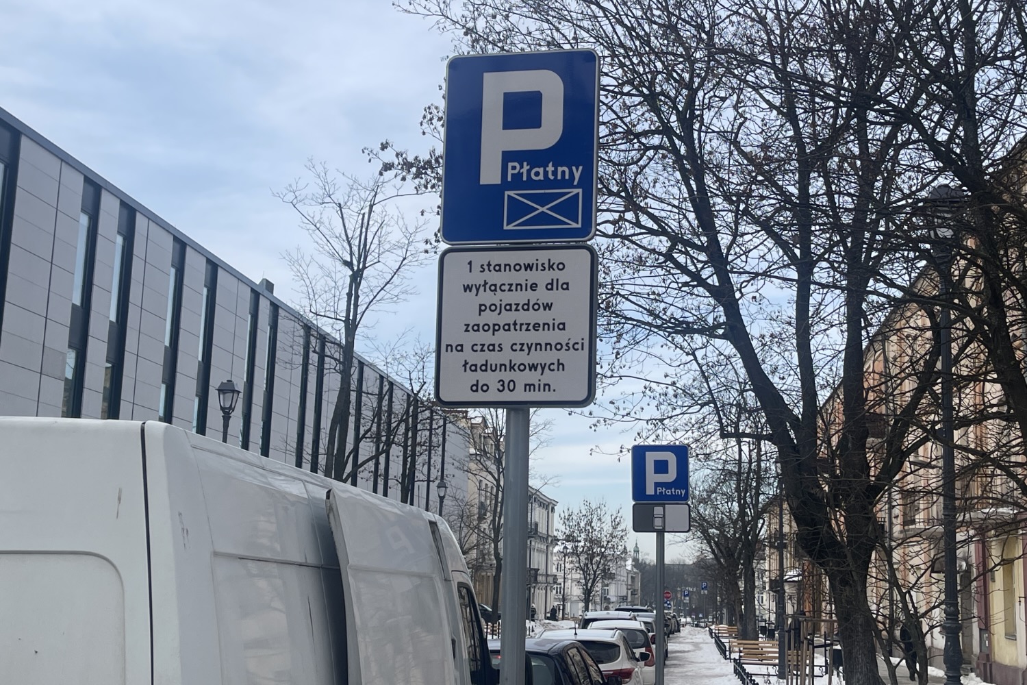 Nawet 500 złotych kary dla blokujących miejsca dla zaopatrzenia