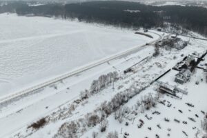 23.01.2026. Cedzyna. Zalew i tama w Cedzynie / Fot. Jarosław Kubalski – Radio Kielce