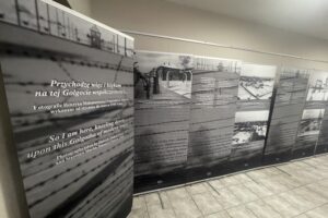 27.01.2026. Kielce. Centrum Edukacyjnym IPN Przystanek Historia w Kielcach. Wystawa „Auschwitz historia prawdziwa” / Fot. Jarosław Kubalski - Radio Kielce