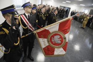 27.01.2026. Kielce. Komenda Wojewódzka Państwowej Straży Pożarnej w Kielcach. Uroczysta zbiórka w związku z przejściem na zaopatrzenie emerytalne st. bryg. Marcina Machowskiego, Zastępcy Świętokrzyskiego Komendanta Wojewódzkiego PSP / Fot. Jarosław Kubalski - Radio Kielce