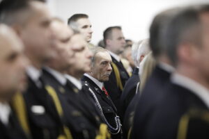 27.01.2026. Kielce. Komenda Wojewódzka Państwowej Straży Pożarnej w Kielcach. Uroczysta zbiórka w związku z przejściem na zaopatrzenie emerytalne st. bryg. Marcina Machowskiego, Zastępcy Świętokrzyskiego Komendanta Wojewódzkiego PSP / Fot. Jarosław Kubalski - Radio Kielce