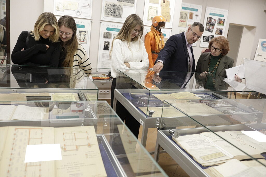 Ze Świętokrzyskiego wylecieli w świat - Radio Kielce